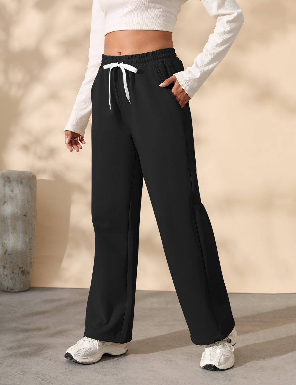 Fleece Lined Sweatpants for Women Winter Warm Wide Leg Drawstring Cuffs Baggy Sweat Pants
