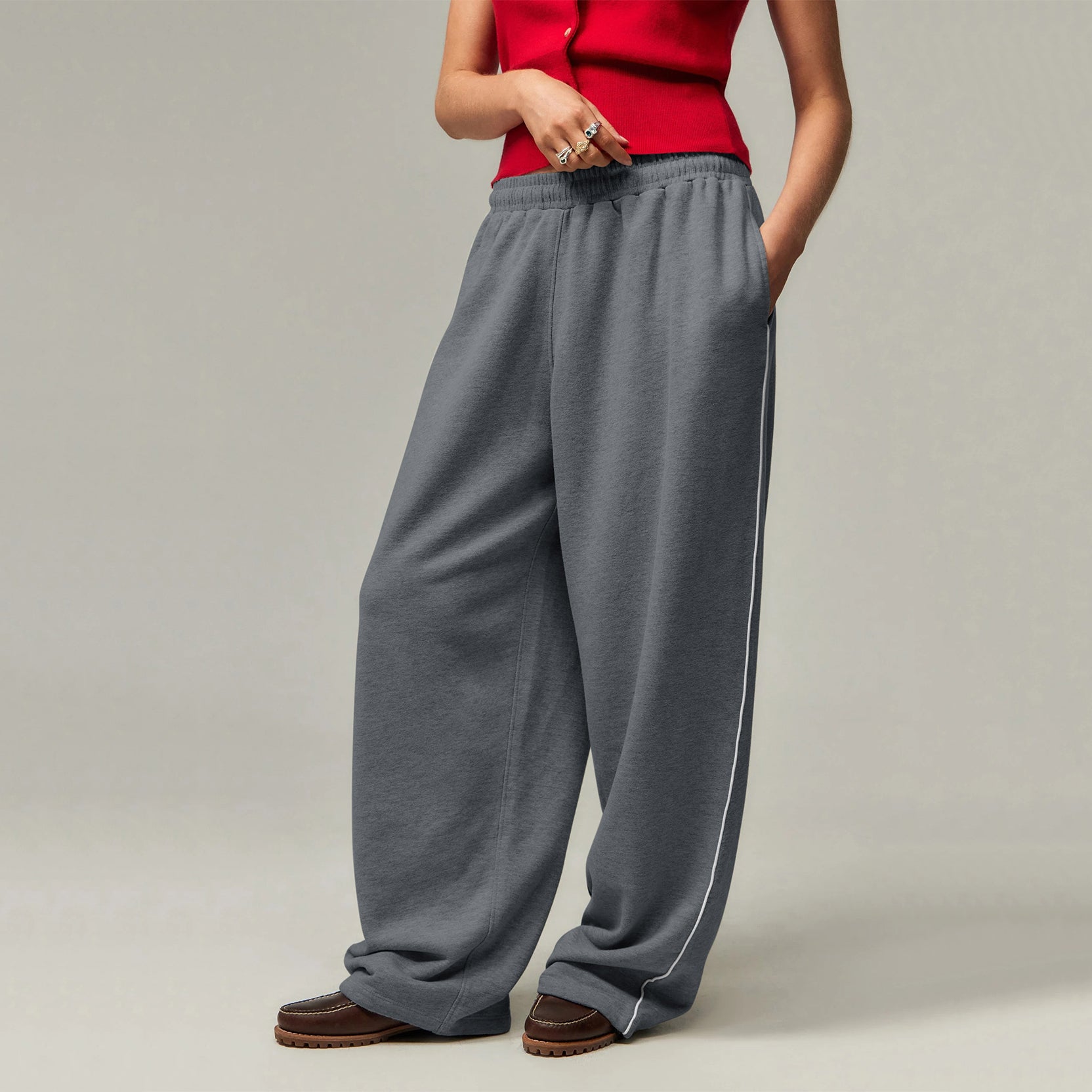 Women's Casual Baggy Sweat Pants  Drawstring Trousers with Pockets