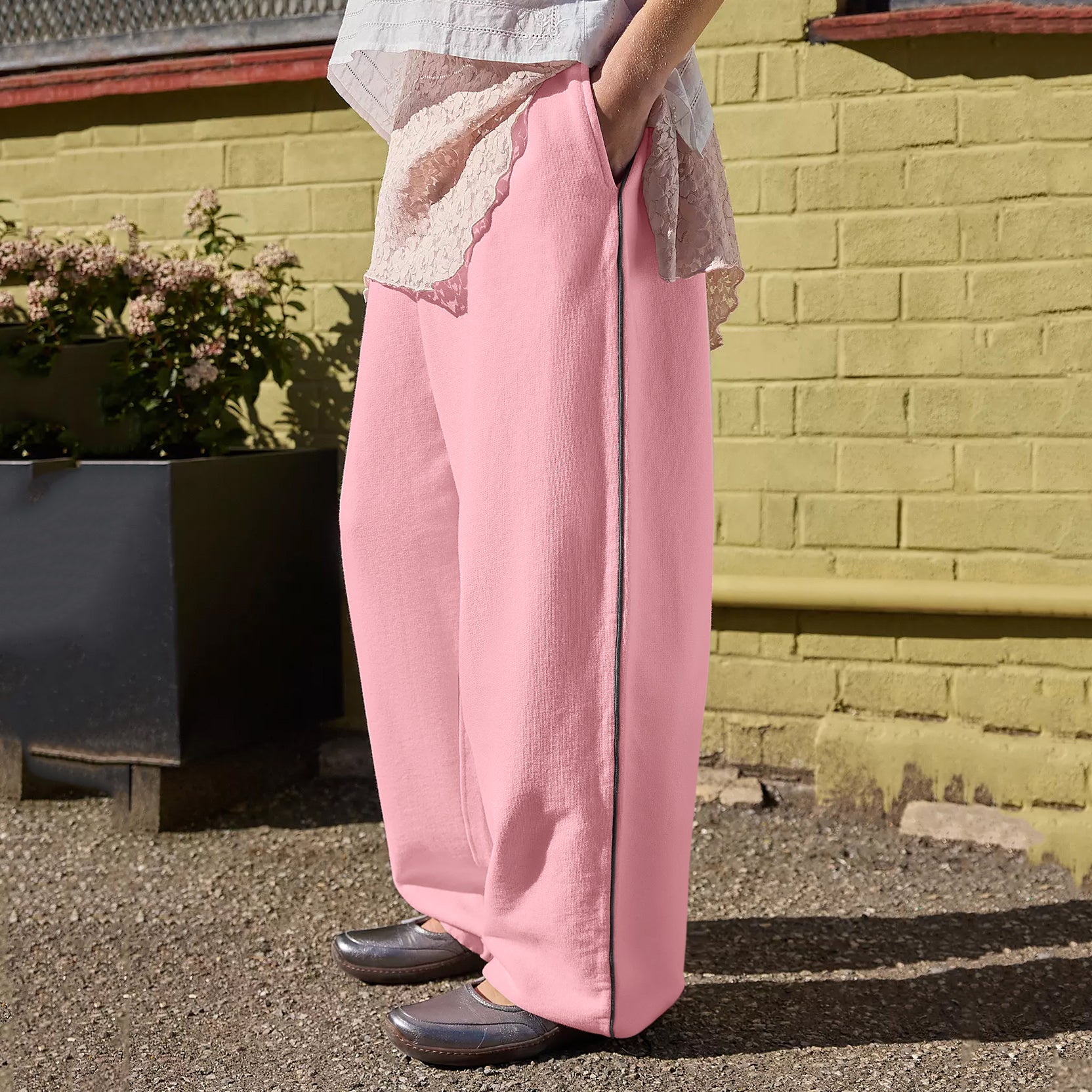 Women's Casual Baggy Sweat Pants  Drawstring Trousers with Pockets