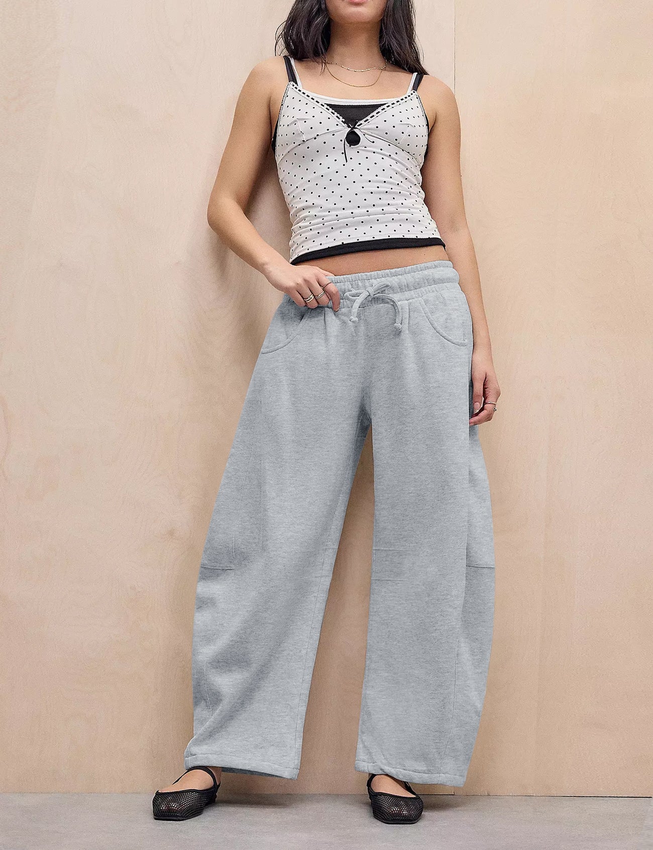 Women's Barrel Leg Sweatpant Drawstring Elastic Waisted Wide Leg Pants Casual Cotton Palazzo Trousers with Pockets